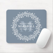 Keepsake新婚カップル青いリースモノグラム マウスパッド (マウス)