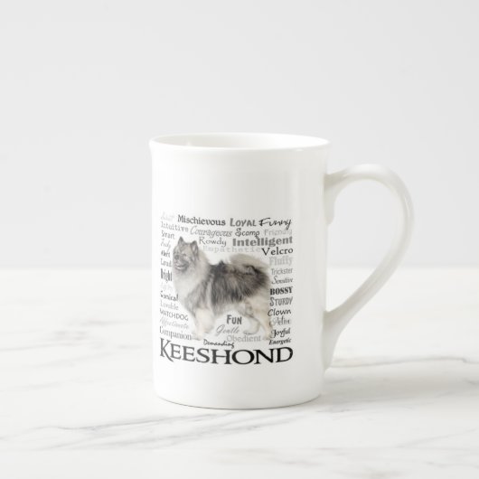 Keeshondの特性のマグ ボーンチャイナマグカップ (右)