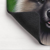 Keeshond Dog in St. Patrick's Day Dress マウスパッド (コーナー)