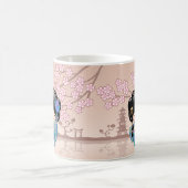 KEIKO KOKESHI人形 – 青い着物芸者ガール コーヒーマグカップ (中央)