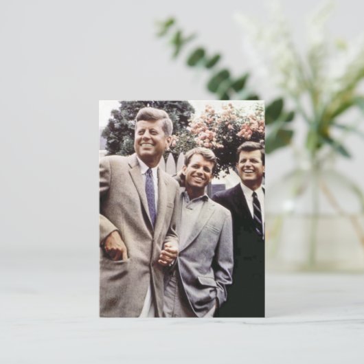 Kennedy Brothers、John、Robert & Ted ポストカード (スタンド正面)