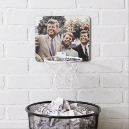 Kennedy Brothers、John、Robert & Ted ミニバスケットボールゴール