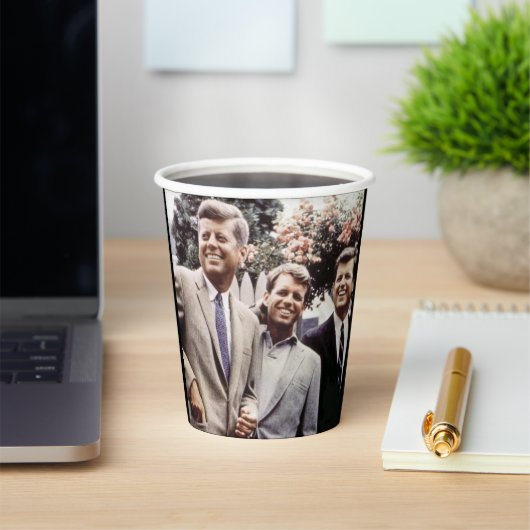 Kennedy Brothers、John、Robert & Ted 紙コップ (インサイチュ)