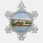 Kennedy Center スノーフレークピューターオーナメント (正面)