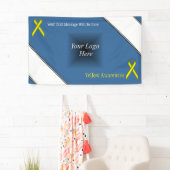 Kenneth Yoncichによるイエロースタンダードリボン 横断幕 (インサイチュ)