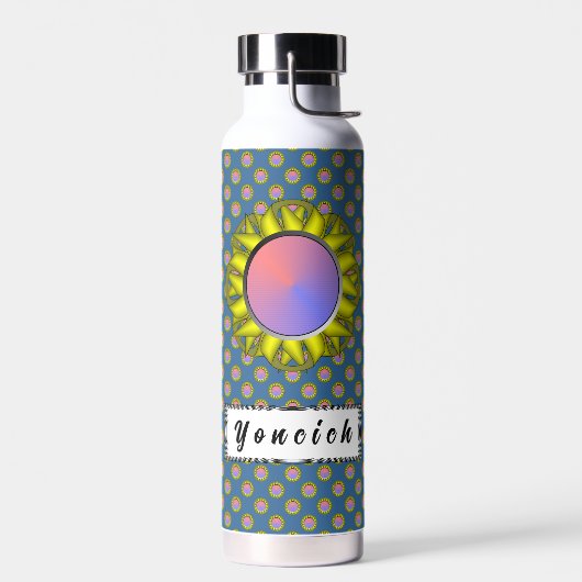 Kenneth Yoncichによるイエローディスクリボン ウォーターボトル (左面)