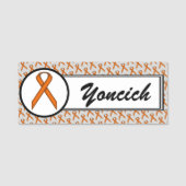 Kenneth Yoncichによるオレンジ標準リボン 名札 (正面)