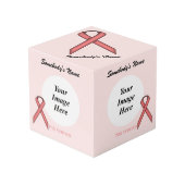 Kenneth Yoncichによるピンクスタンダードリボンテンプレート フォトキューブ (正面アングル)