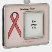 Kenneth Yoncichによるピンク標準リボンTmpl (H-O) シルバープレートフレームオーナメント (右)