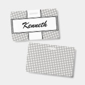 Kenneth Yoncichによるホワイトクローバーリボン バッジ (正面&裏面)