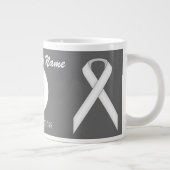 Kenneth Yoncichによるホワイトスタンダードリボンテンプレート ジャンボコーヒーマグカップ (右)