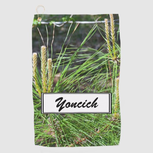 Kenneth Yoncichによる松の葉 ゴルフタオル (正面)