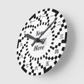 Kenneth Yoncich日本のによる螺旋波の数字 ラウンド壁時計 (傾斜)