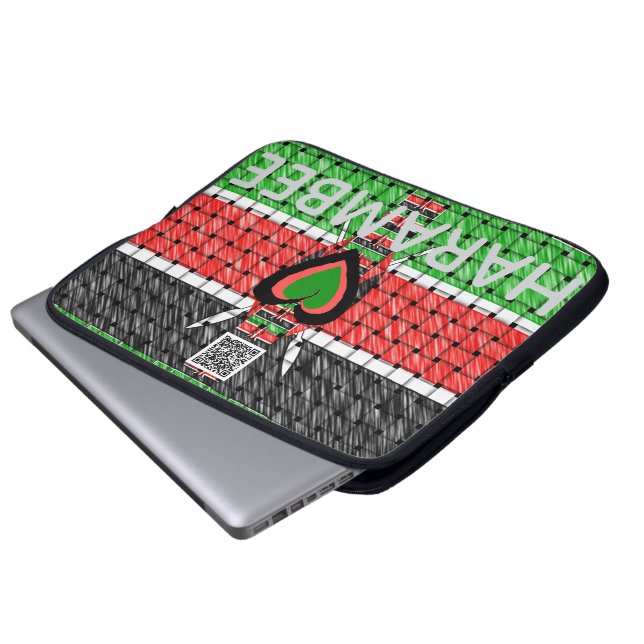 Kenya Heritage Harambee Pulling together | Heart W ラップトップスリーブ (正面下部)