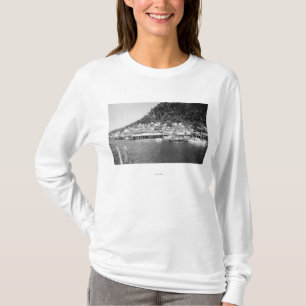 Ketchikanのアラスカの水辺地帯の写真の眺め Tシャツ