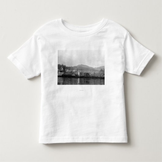 Ketchikan、アラスカの水辺地帯の眺め トドラーTシャツ (正面)