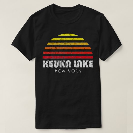 Keuka Lake Sunset New York Keuka Lake Tシャツ (デザイン正面)
