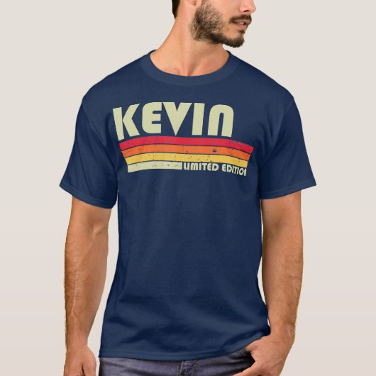 KEVINネームパーソナライズされたレトロヴィンテージ80s 90s Tシャツ (正面)