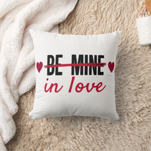 Keywords: “Throw Pillow”, “Decorative Pillow”, クッション (ブランケット)