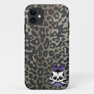 Khaki Leopard Dokuro-Chan iPhone 11 ケース