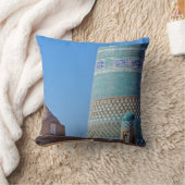 Khiva,ウズベキスタン – 未完のカルタマイナーミナレット クッション (ブランケット)