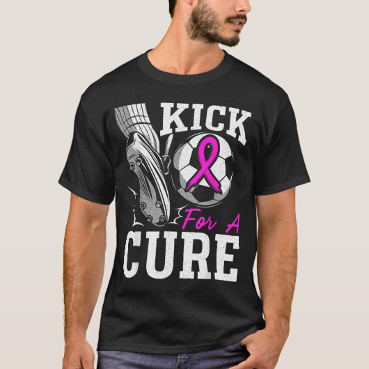 Kick For A Breast Cancer Awareness Nk Ribbon Socce Tシャツ (正面)