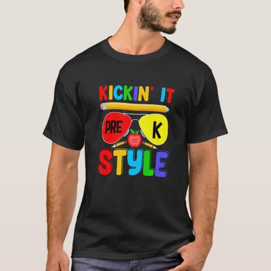 Kickin it Pre K Style Back to School Teacher Kids  Tシャツ (正面)