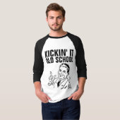 KICKING IT OLD SCHOOLヴィンテージメンズTシャツティー Tシャツ (正面フル)