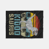 Kiddosaurus T Rex Dinosaur Kiddo Saurus Family Mat フリースブランケット (正面(横))