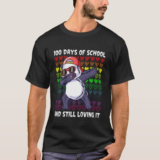 Kids 100 Days Of School And Still Loving It Hearts Tシャツ (正面)