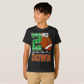 Kids 2nd Year Down Football Birthday Boy Party 2 Y Tシャツ (正面フル)