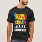 Kids 7th Grade Level Unlocked Video Gamer Back To  Tシャツ (正面)