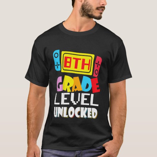 Kids 8th Grade Level Unlocked Video Gamer Back To  Tシャツ (正面)