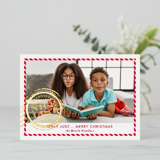 KIDS CHRISTMAS PHOTOおもしろい素敵なリストスタンプ赤金ゴールド 箔シーズンカード (立ち正面)