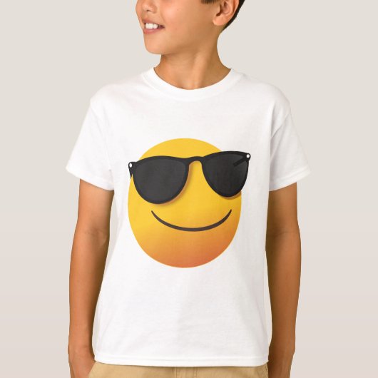 Kids Cool Smiley T-Shirt Fun Emoji Graphic Design Tシャツ (正面)