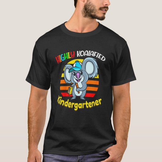 Kids Highly Koalafied Kindergartener Back To Schoo Tシャツ (正面)