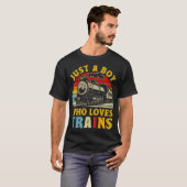 Kids Just A Boy Who Loves Trains Kids s Costume T Tシャツ (正面フル)