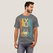 Kids Level 9 Unlocked Shirt Funny Video Gamer Tシャツ (正面フル)