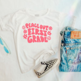 Kids Peace Out First Grade Tシャツ（ピンク） Tシャツ