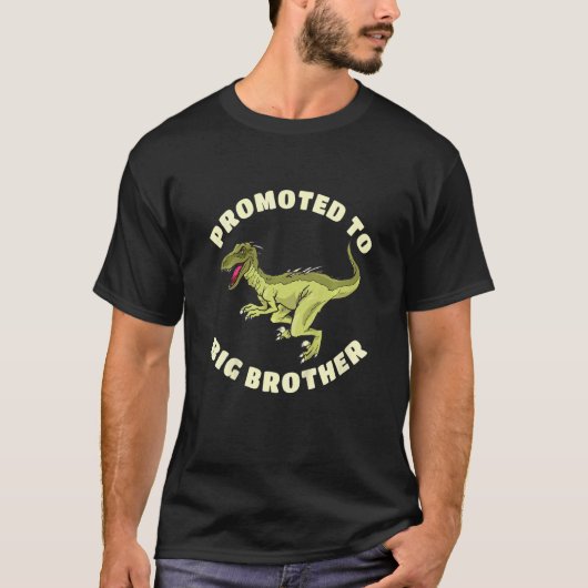 Kids Promoted to Big Brother  Kids velociraptor di Tシャツ (正面)