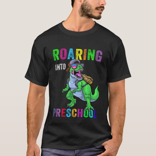 Kids Roaring Into Preschool Dinosaur 1st Day Back Tシャツ (正面)