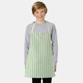Kids' Sage Green Stripe Custom Name Apron エプロン (着用した状態)
