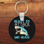 Kids Sharkが2年生2年生1年生を攻撃する準備ができている キーホルダー (正面)