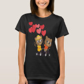Kids Valentines Day teddy bears on a bicycle Tシャツ (正面)