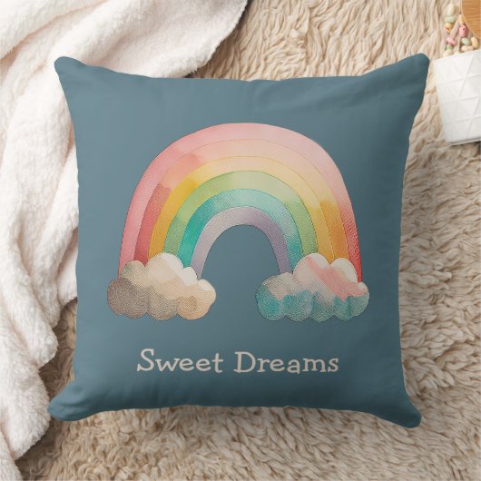 Kids Whimsical Pastel Rainbow in Clouds クッション (ブランケット)