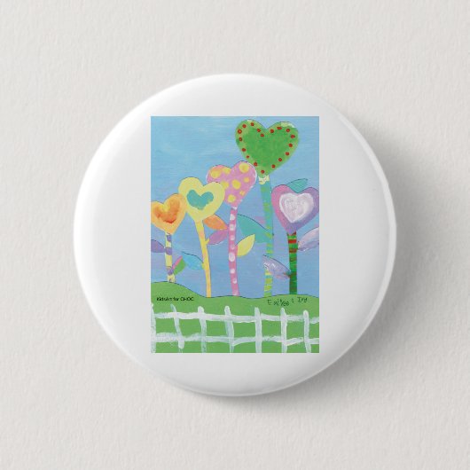 KidsArt for CHOC – ピケットフェンス付きハート 缶バッジ (正面)