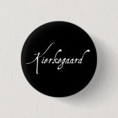 "KIERKEGAARD"の1.25インチ 缶バッジ (正面)