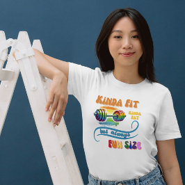 "Kinda Fit"レインボーおもしろいフィットネスTシャツダンベル Tシャツ