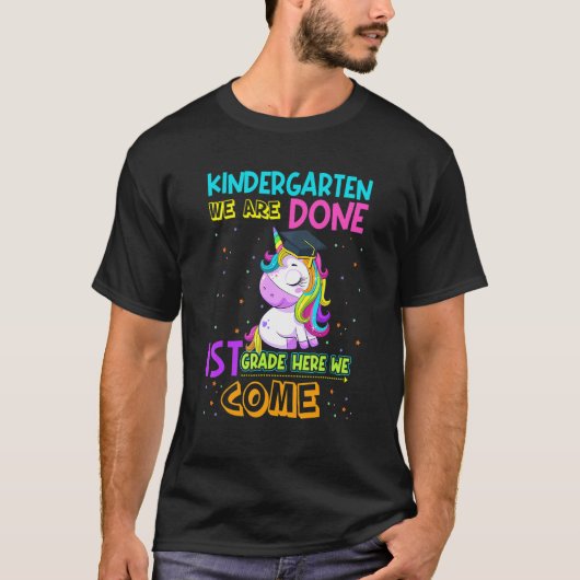 Kindergarten Graduation Magical Unicorn Tシャツ (正面)