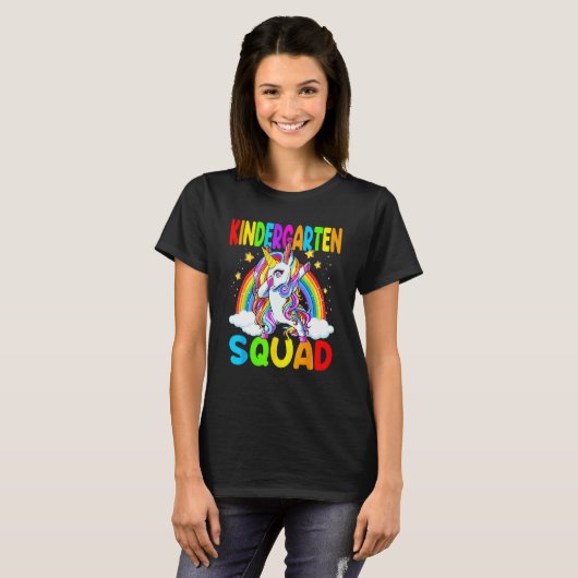 Kindergarten Squad Dabbing Unicorn Back To School  Tシャツ (正面フル)